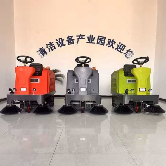 바닥 스위퍼를 이용한 소형 도로 청소 라이드